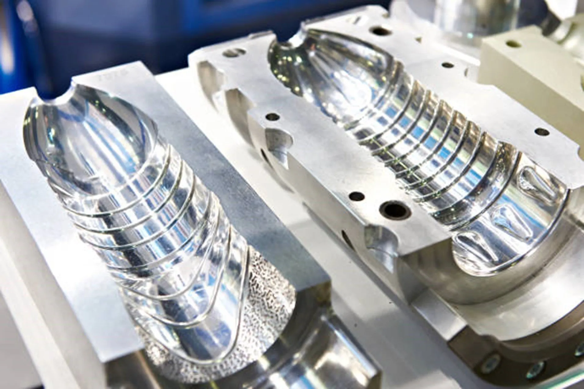 Molde industrial en proceso de inyección de aluminio HPDC Molde técnico de acero para inyección de aluminio a alta presión en proceso de llenado